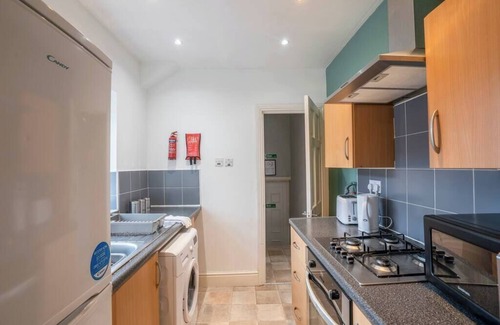 Newcastle-upon-Tyne Apartment | 3 Bed Flat-Close to City Centre