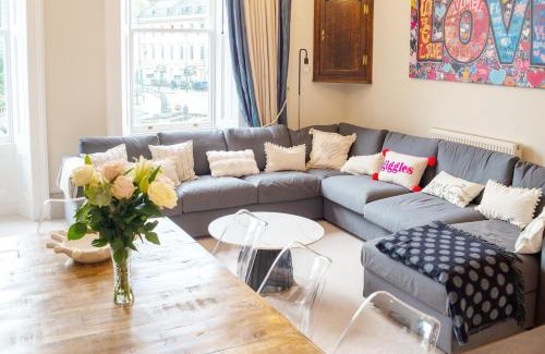 Bath City Centre House | 3-Bed gem with Bath Abbey views