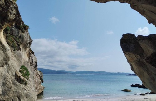 Corme Porto House | 3 Bed House Sleeps 6 with Pet-Friendly Garden