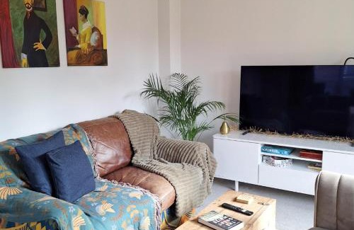 Shottery Apartment | 3 bed house Stratford-upon-Avon, River, Theatre and Restaurants