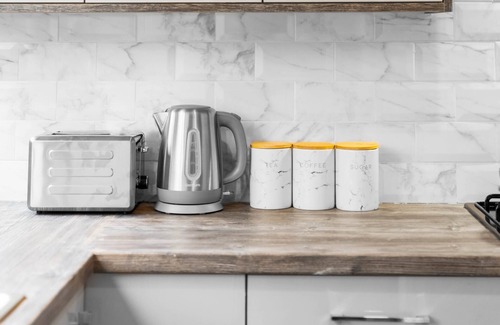 Little Hay House | 3-Bed House, Sleeps 5, Bham Airport, Parking