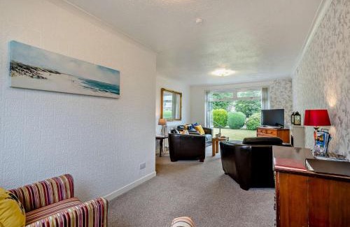 Lamlash House | 3 Bed in Lamlash CA354