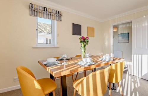 Mudeford House | 3 Bed in Mudeford 93459