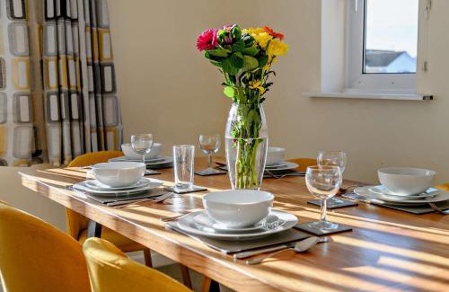 Mudeford House | 3 Bed in Mudeford 93459