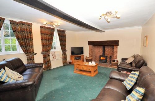 Talaton House | 3 Bed in Sidmouth HARRI