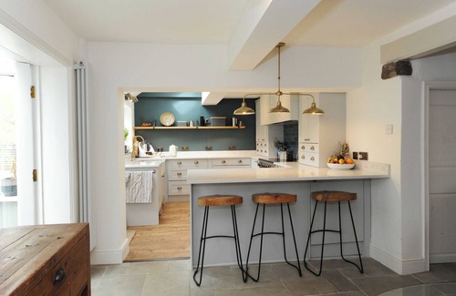 Kegworth House | 3 Bed Near Kegworth Village w/Airport & M1 Access