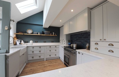 Kegworth House | 3 Bed Near Kegworth Village w/Airport & M1 Access