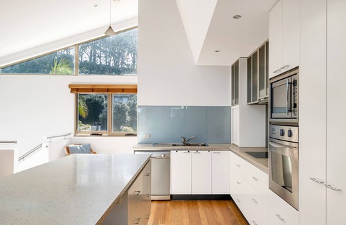 Long Beach House | 3-Bed Seaside Serenity Escape at Long Beach