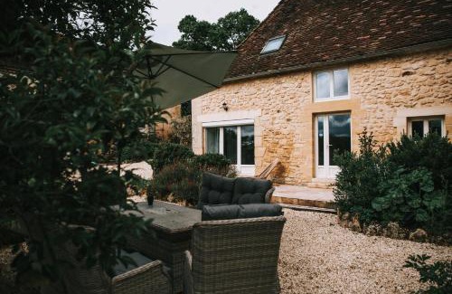 Couze-et-Saint-Front House | 3 Bed - Sleeps 6 - Pool - Parking - Pet Friendly