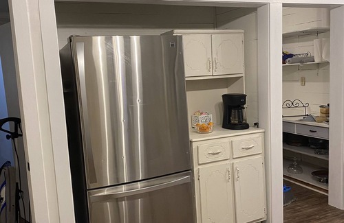 Summit House | 3 bedroom 2 bath Historic Home