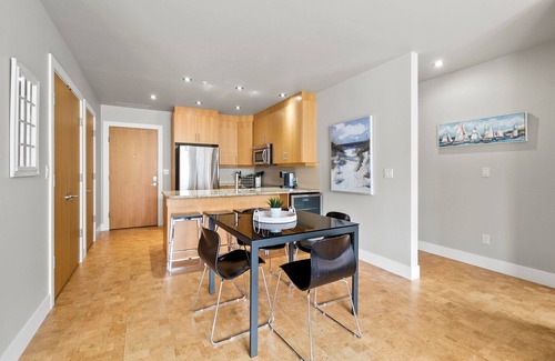 Sicamous Condo | 3 bedroom, 2 bathroom condo on Mara Lake with Pool and Boat Slip