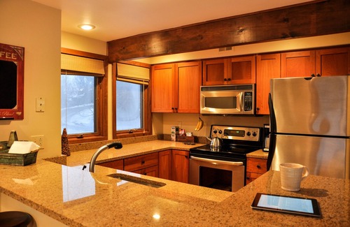 The Galena Territory House | 3 Bedroom - 3 Bath in the Heart of the Galena Territory Amenity Accessibility