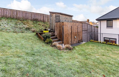 Auchterarder Cottage | 3 bedroom accommodation in Auchterarder, near Gleneagles