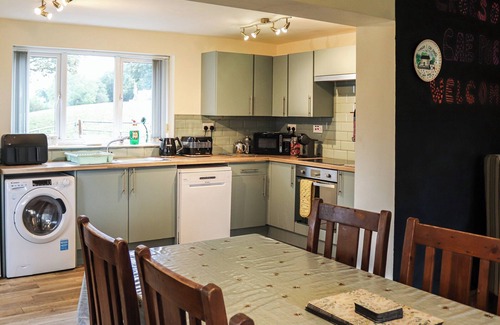 Llanrug Cottage | 3 bedroom accommodation in Llanrug, near Caernarfon