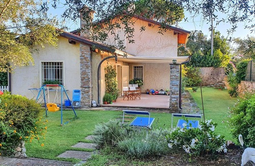 Strettoia House | 3 bedroom accommodation in Pietrasanta