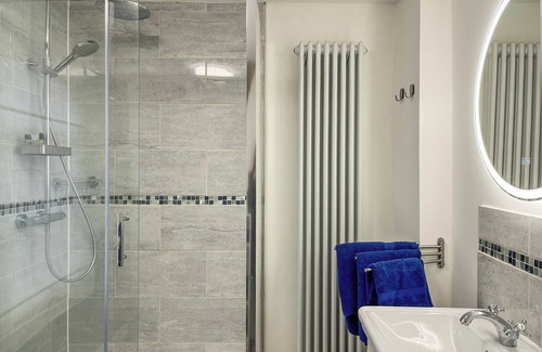 Ashbourne Apartment | 3 bedroom accommodation in Ashbourne