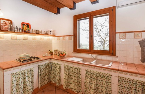 Giarratana House | 3 bedroom accommodation in Giarratana