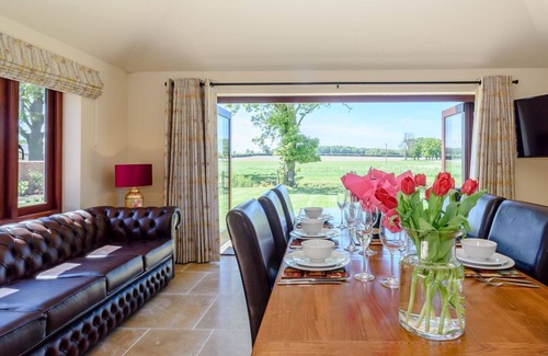 Sculthorpe Cottage | 3 bedroom accommodation in Sculthorpe, Fakenham