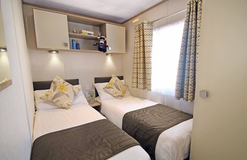 Ringwood House | 3 bedroom accommodation in St. Leonards, Ringwood