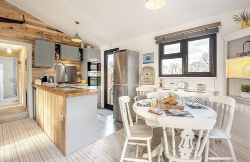 Cowes Cottage | 3 bedroom accommodation in Gurnard
