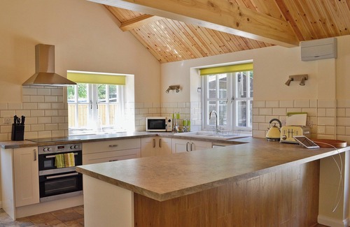 Lechlade Cottage | 3 bedroom accommodation in Southrop, near Lechlade