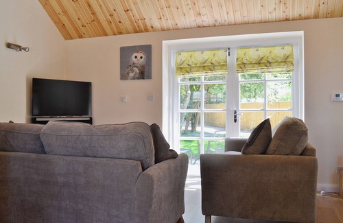 Lechlade Cottage | 3 bedroom accommodation in Southrop, near Lechlade