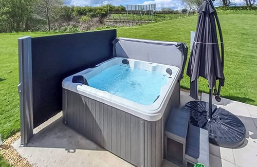 Morpeth Cottage | 3 bedroom accommodation in Bockenfield Park, near Morpeth