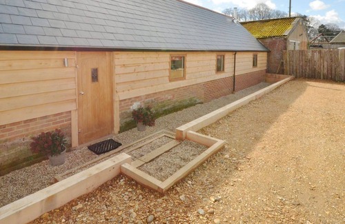 New Forest District Cottage | 3 bedroom accommodation in Midgham, near Fordingbridge