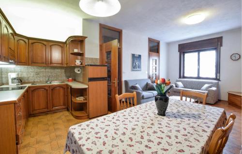 Lamon Apartment | 3 Bedroom Amazing Apartment In Lamon