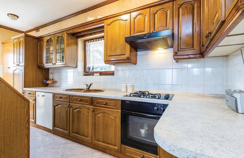 Veli Brgud House | 3 bedroom amazing home in Jurdani