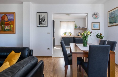 Rogocana House | 3 bedroom amazing home in Breg Ivanovci