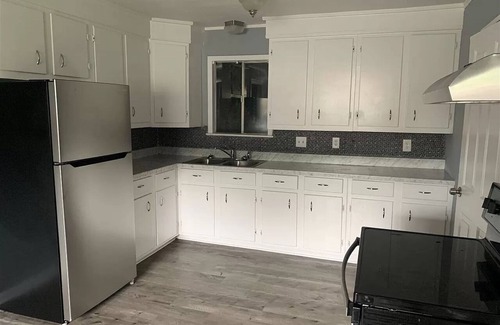 Jackson Apartment | 3-bedroom apartment in fabulous Jackson with fitness room