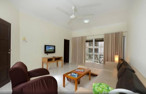 Kuala Teriang Apartment | 3 Bedroom Beachfront Apartment