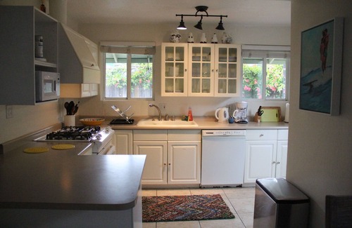 Eastside Santa Cruz House | 3 bedroom bungalow. Steps to the beach.