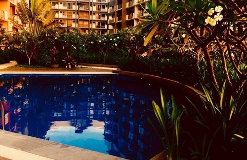 Bacoor City Condo | 3-bedroom condo in beautiful Las Piñas/Bacoor area complete with amenities.