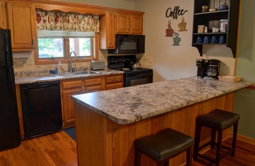 Davis House | ❄ 3 Bedroom Condo ❄ Minutes From Timberline and Canaan Valley Resort ⛷