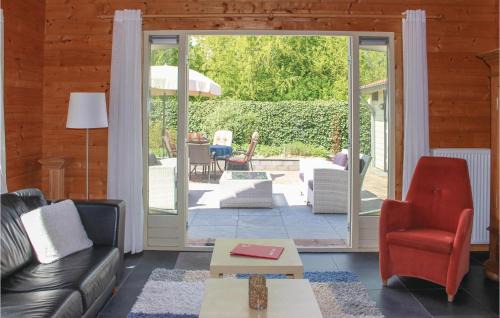 Sint-Annaland House | 3 Bedroom Cozy Home In Sint-Annaland