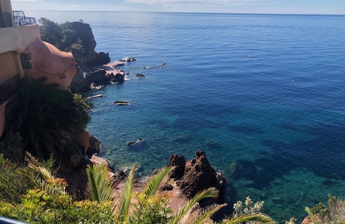 Theoule-Superieur Apartment | 3 bedroom duplex in a luxury compound right on the sea near Cannes