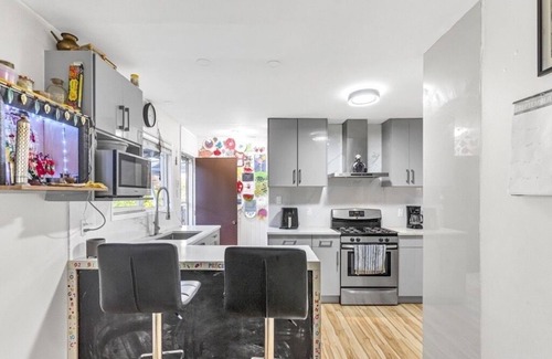 Clearbrook House | 3-bedroom duplex in west Abbotsford