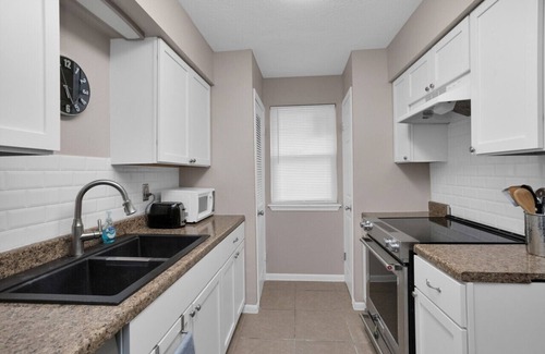 Kempwood Apartment | 3-Bedroom Duplex in Spring Branch Area of Houston