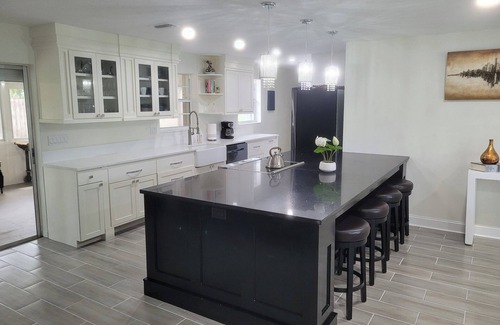 Eastview Manor House | 3 Bedroom family house. Within minutes of the beauty Jupiter has to offer!