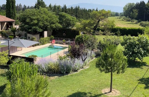 Pernes-les-Fontaines House | 3 bedroom country house sleeps 6