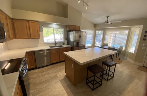 Val Vista Lakes House | 3 Bedroom Gilbert Home