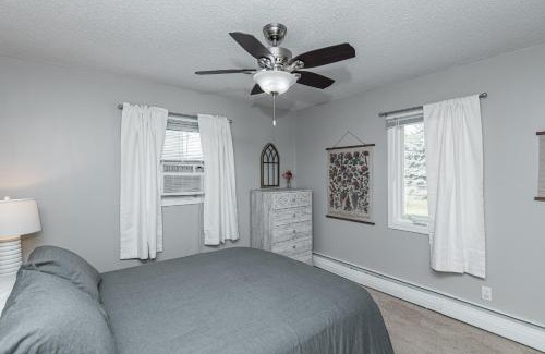 Rochester Apartment | 3 Bedroom Haven of Rest-5 Minutes from Mayo Clinic!