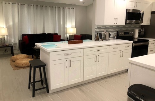Deerfield Beach House | 3-Bedroom Heated Private Pool Vacation Home just minutes from the Beach Pet