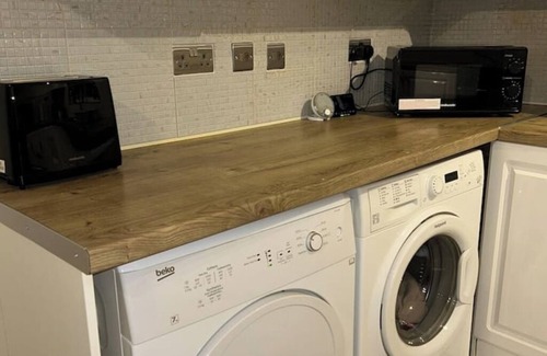 Llanfair Waterdine House | 3 Bedroom Home - 6 guests