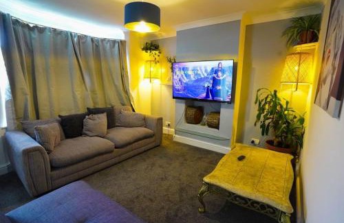 Ipswich House | 3 Bedroom Home in the Dale’s, Very close to Ipswich town centre.