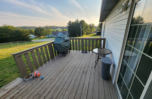 Richland House | 3-bedroom home in the quiet and peaceful Waynesville area.