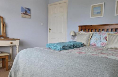 Worthing House | 3-Bedroom Home Pet Friendly