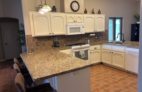 Yuma House | 3-bedroom house in a peaceful and quiet neighborhood.